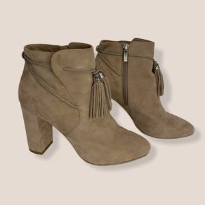 Pelle Moda tan suede tassel block heel bootie 7.5